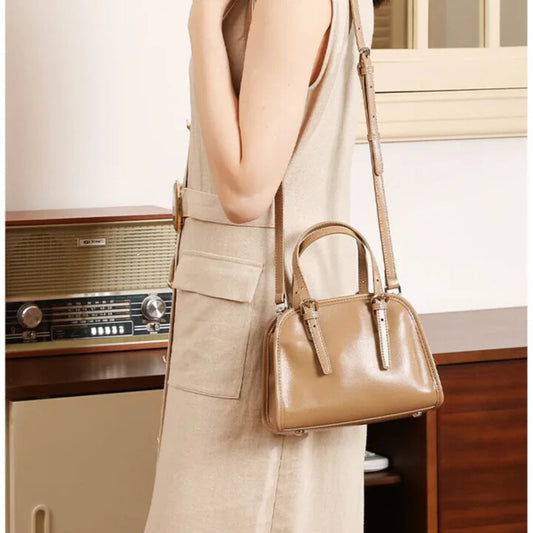 eleganzia minimalist leather crossbody brown elegantia