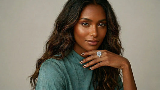 Luxury blog cover featuring a stunning model with a large Cushion-Cut Moissanite Statement Ring, defining the 2026 Elegantia jewellery collection.