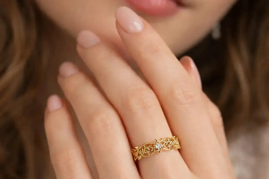 close-up detail of vintage sterling silver leaf ring design