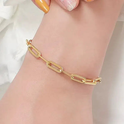 elegant-gold-bracelet-for-women