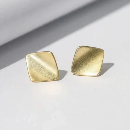 square-stud-earrings-gold-plated-front