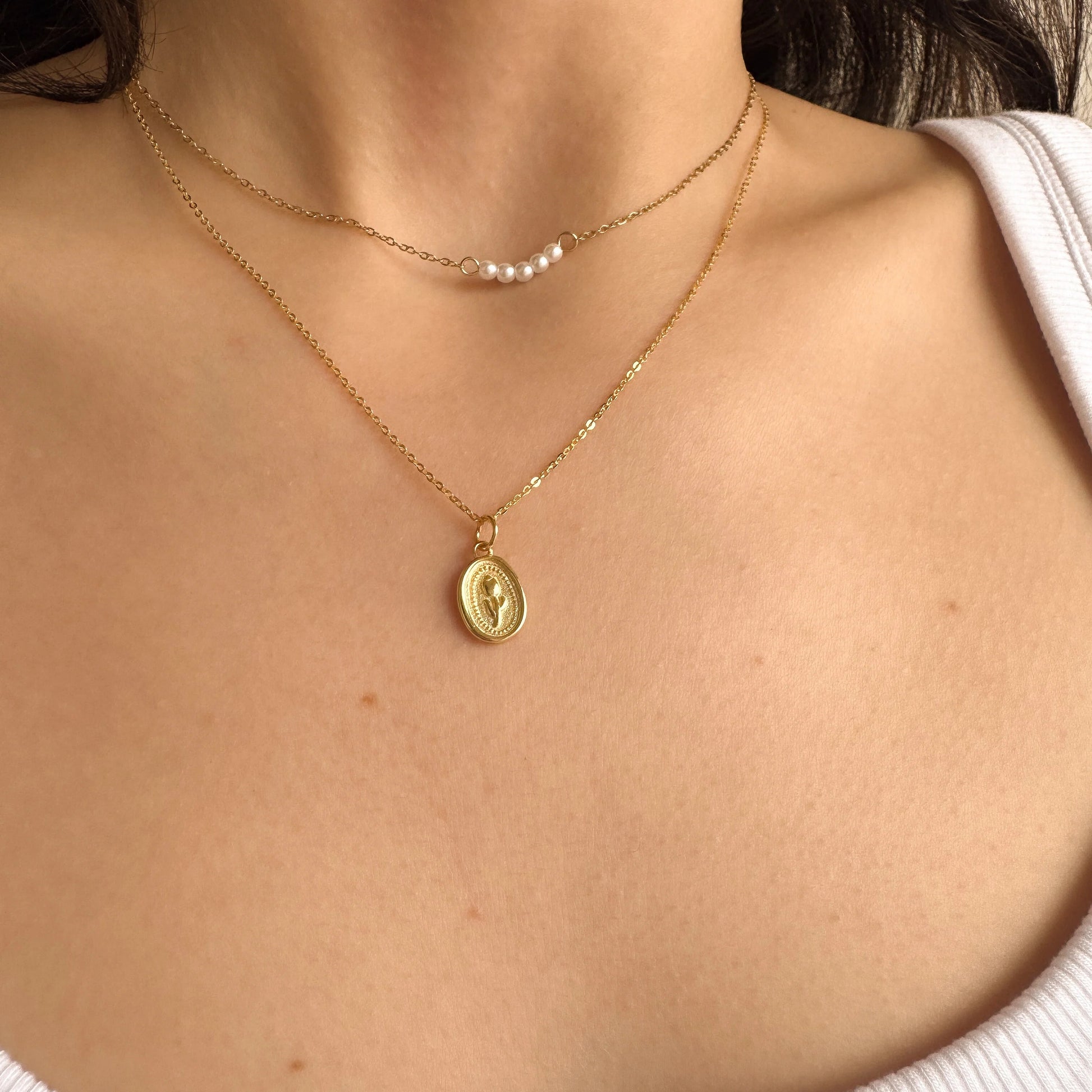 Elegant tulip charm for necklace chain