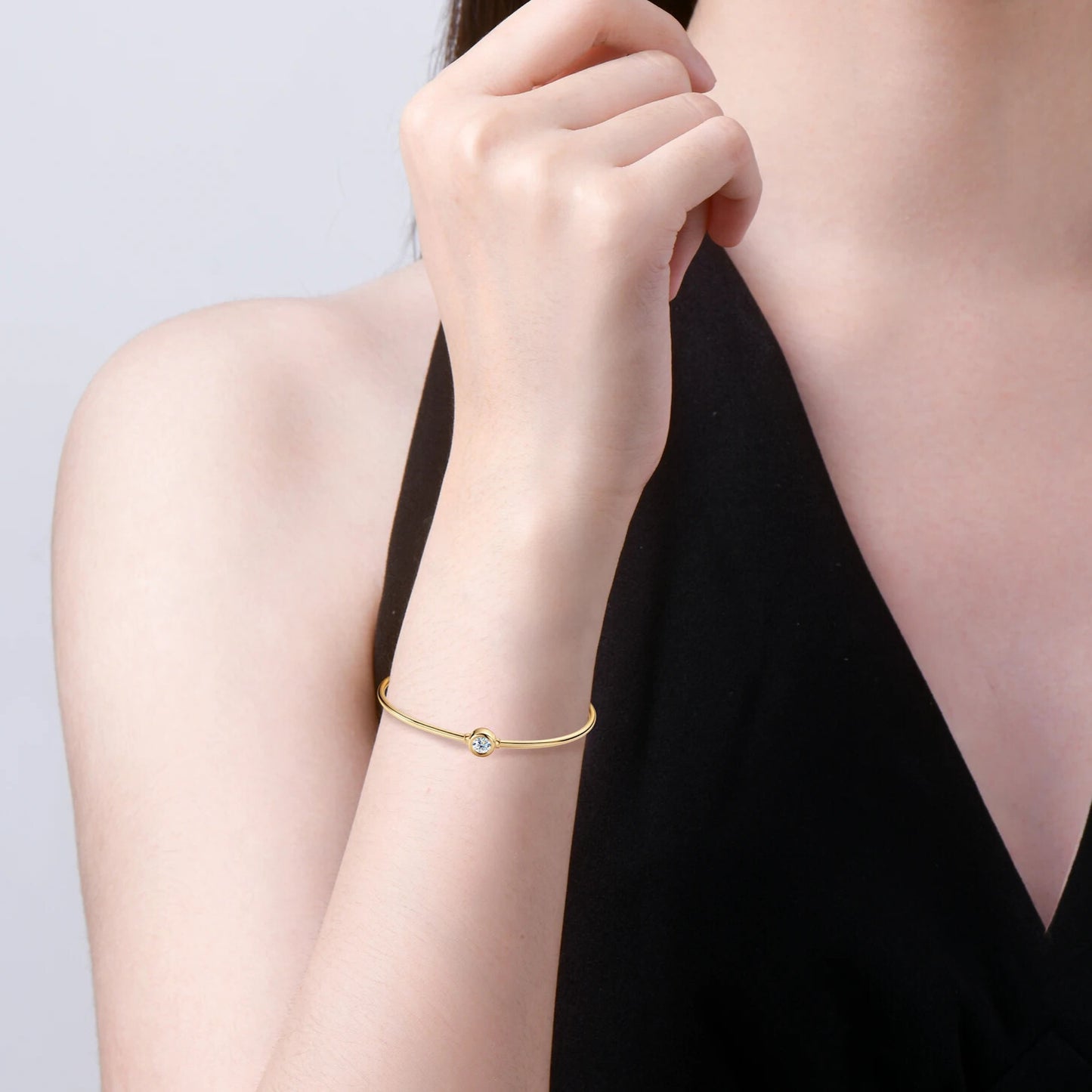 Stylish Sterling Silver & Gold Moissanite Bangle – Hypoallergenic Women’s Jewellery