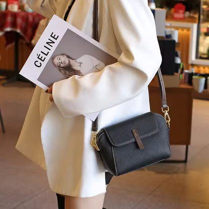 vintage leather mini crossbody in black