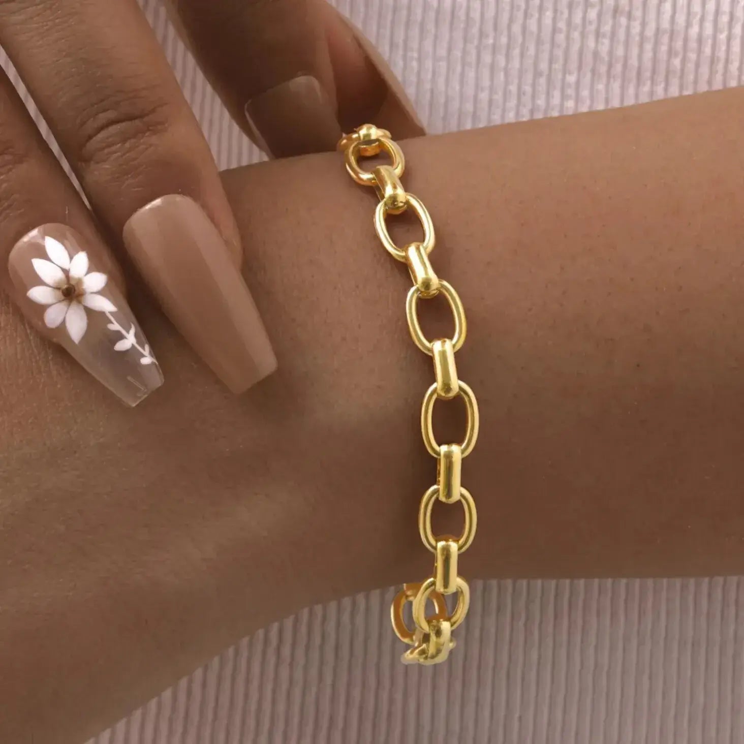 trendy women’s gold bracelet stainless steel durable