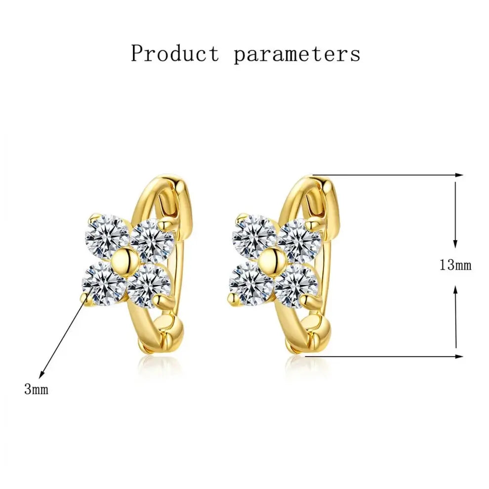 parameters of moissanite sparkle on four-leaf clover earrings