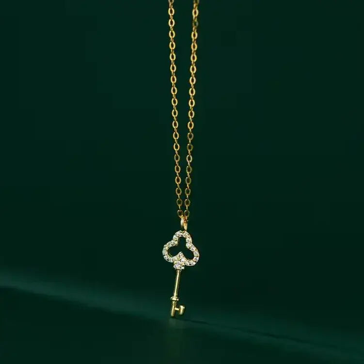 elegantia gold pendant jewellery