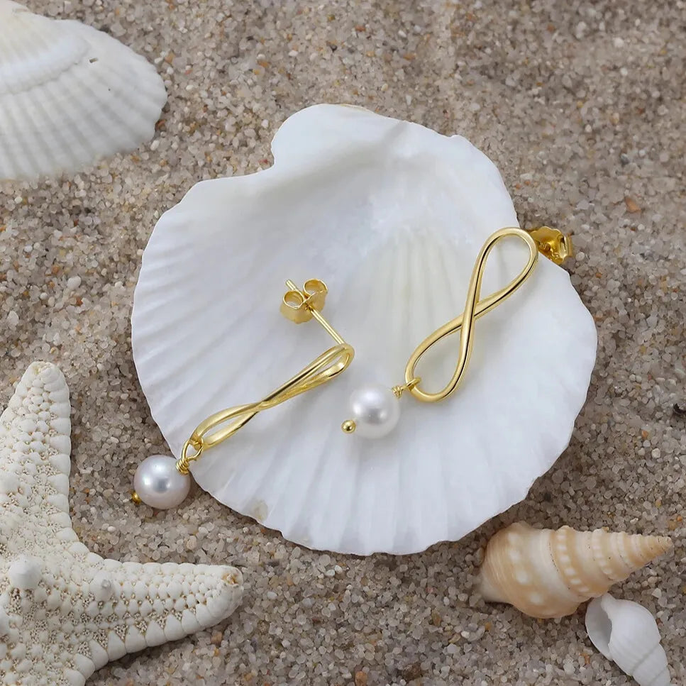 minimalist 18k gold plated pearl earrings elegantia