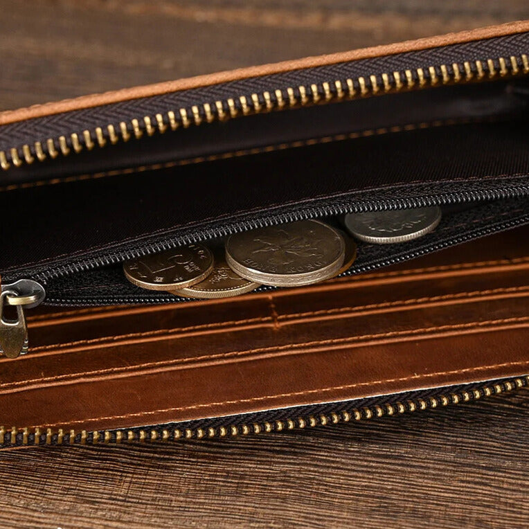 Vintage-inspired retro cowhide wallet