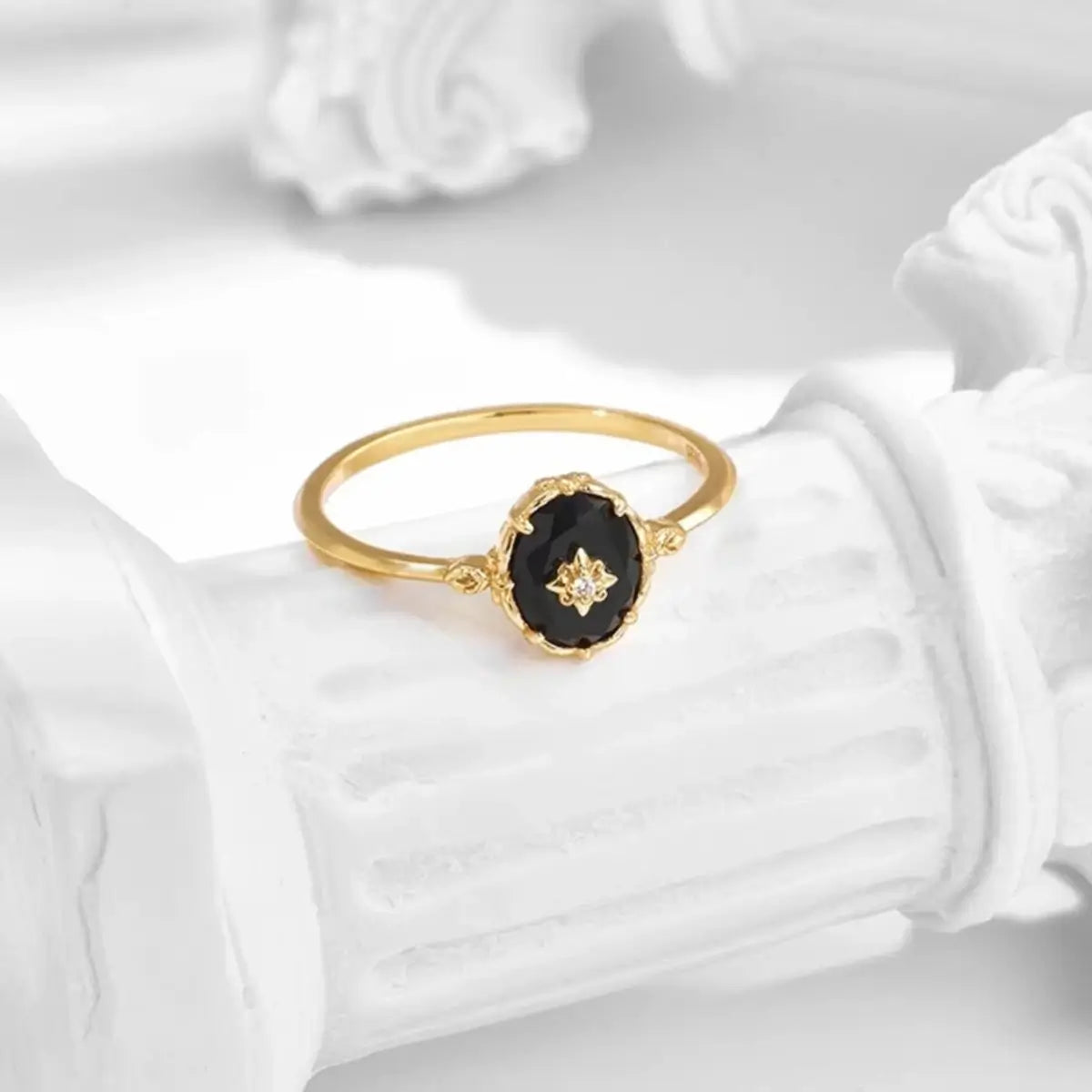 vintage oval black agate ring in gold vermeil