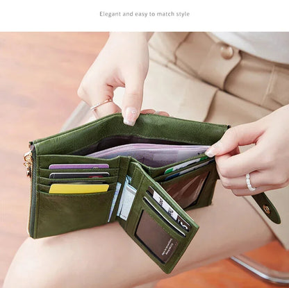 Women’s short purse with card holder