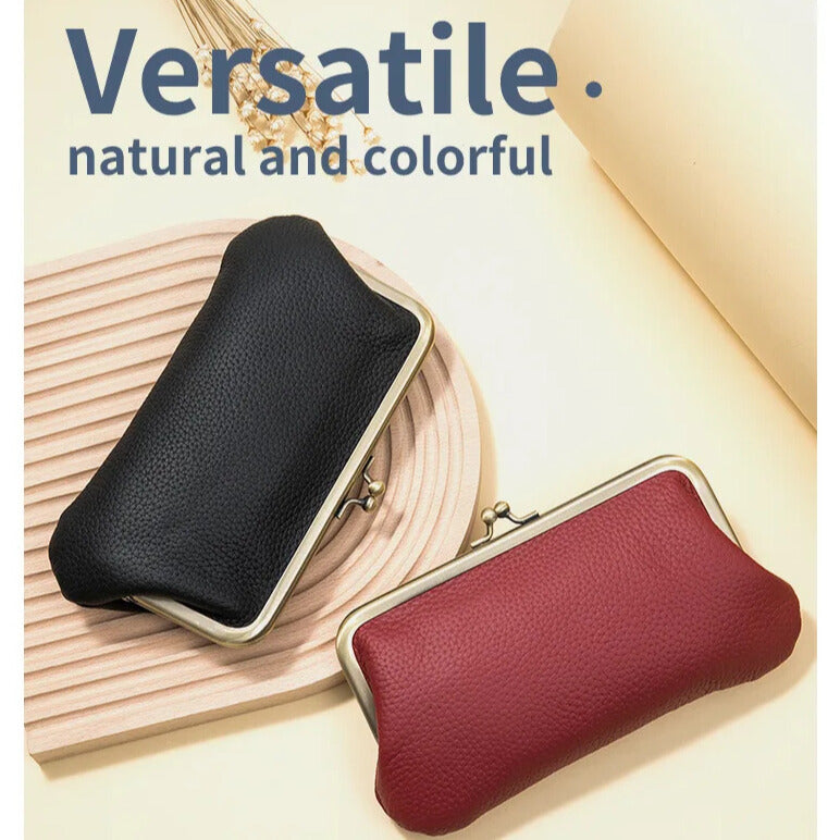 Retro style leather wallet with clasp Elegantia