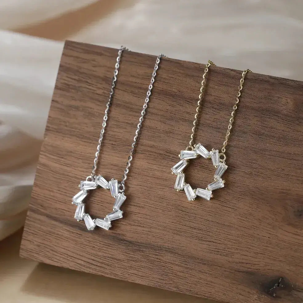 eflective shine geometric gold or silver pendant necklace