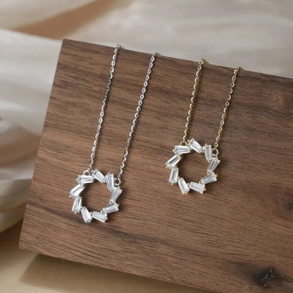 eflective shine geometric gold or silver pendant necklace