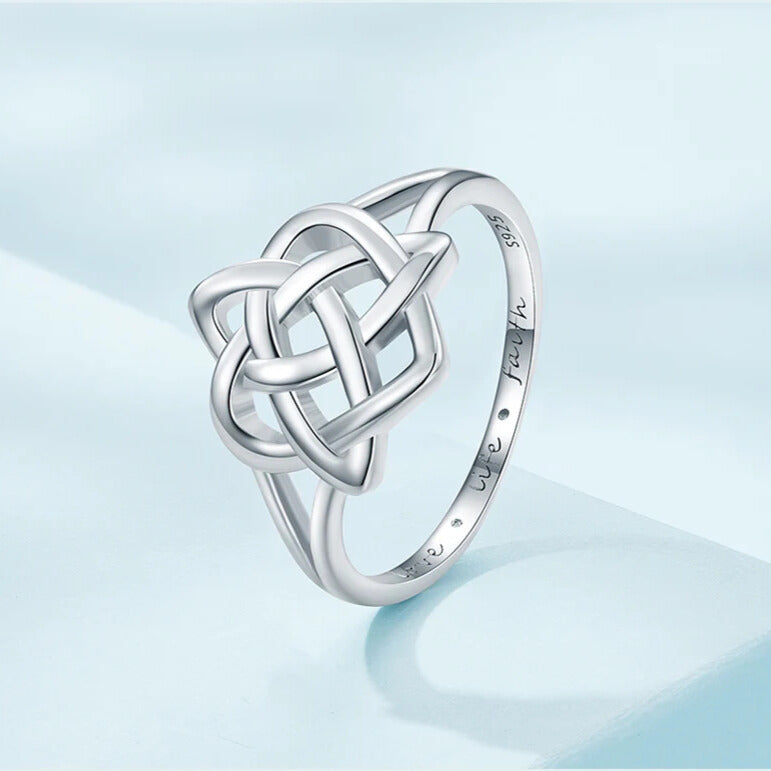 Tarnish-resistant sterling silver Celtic love knot ring