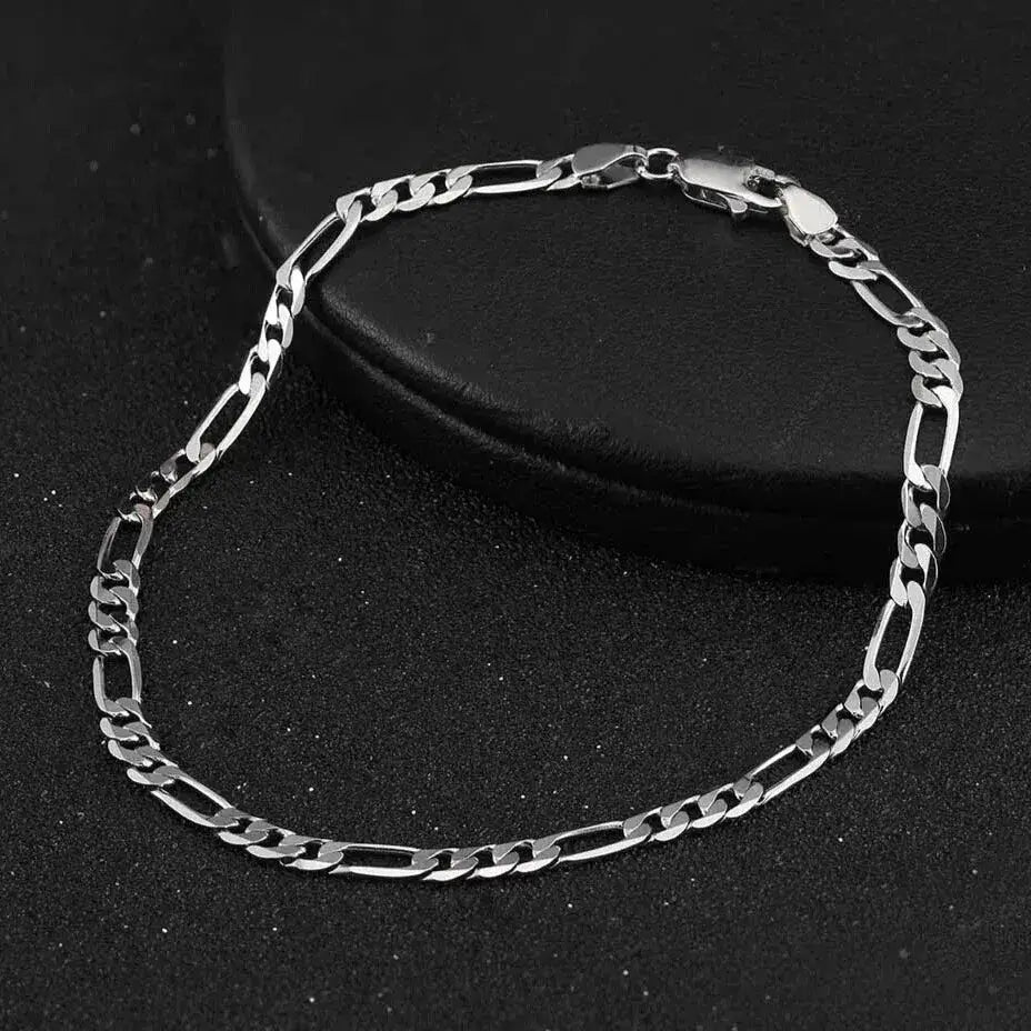 italian-design-silver-figaro-chain