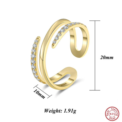 three-layer gold ring detail shot