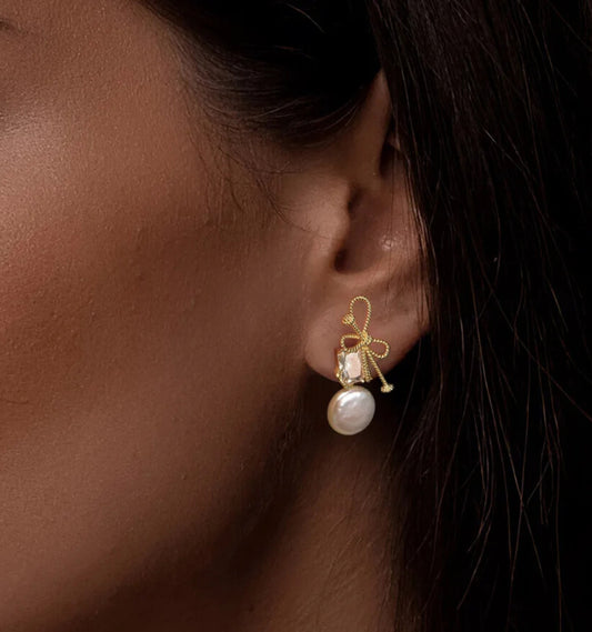 Lightweight hypoallergenic sterling-silver bow-knot earrings