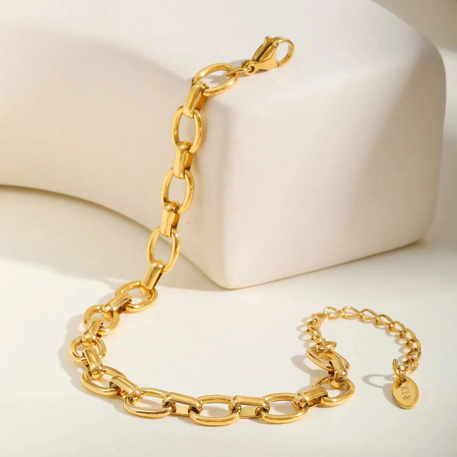 minimalist gold link chain bracelet for women