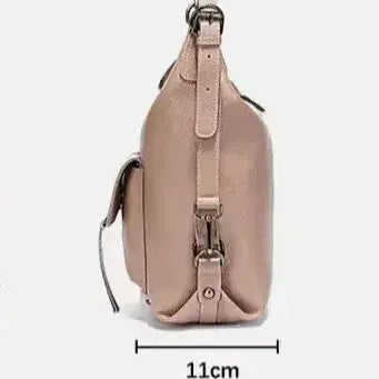 versaLuxe khaki essentials capacity layout in side display